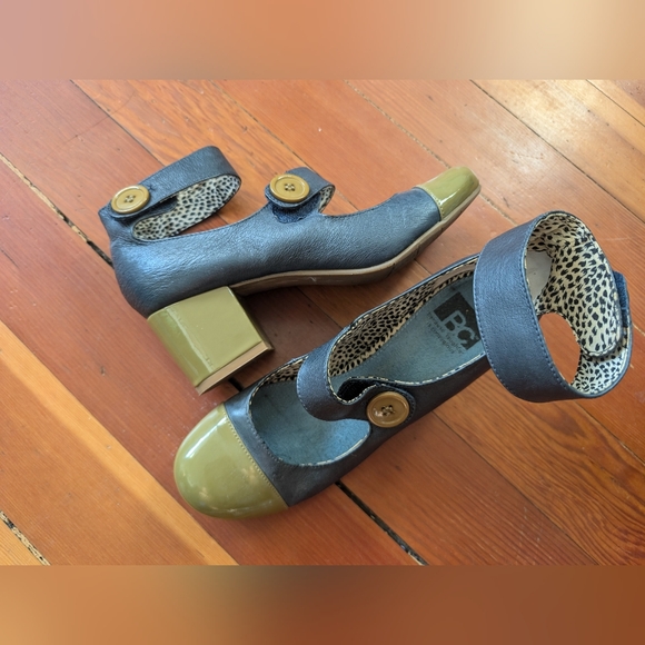 Super cute blue and green retro leather BC shoes - Picture 2 of 4